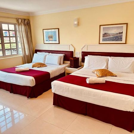 Carlton Hotel Seremban - Next To Terminal Bus Station Esterno foto